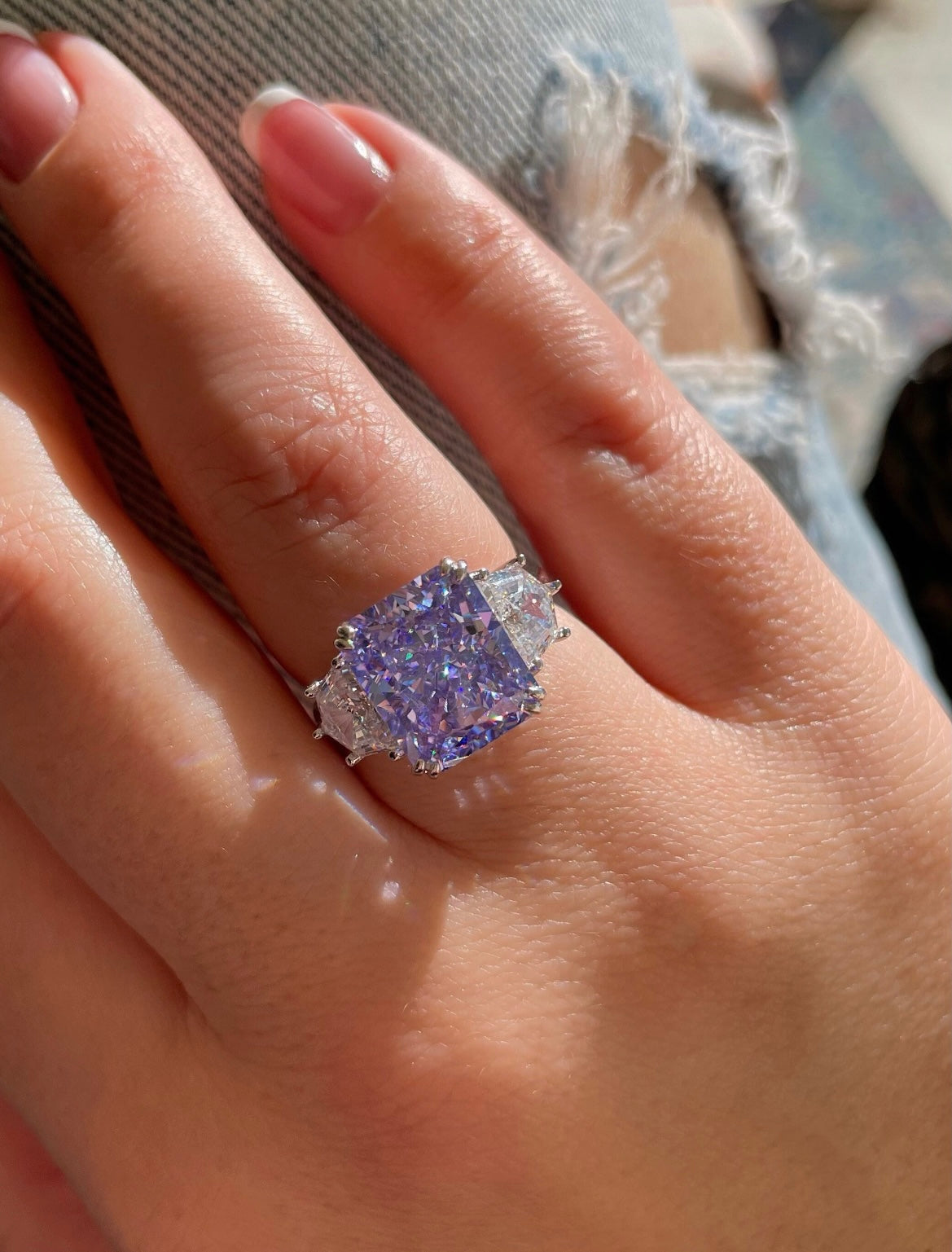 6.7CT radiant cut crushed ice simulated diamond ring in sterling silver 925