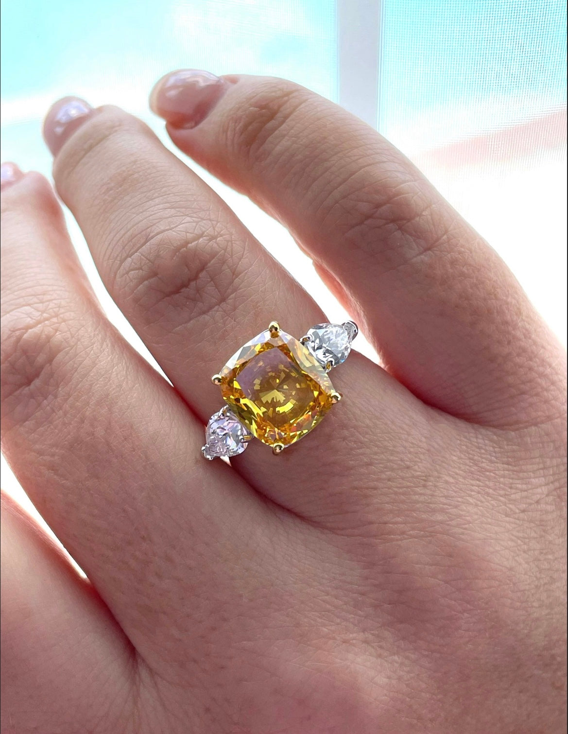 Sterling Silver 925 engagement ring with 4CT Cushion Cut Citrine