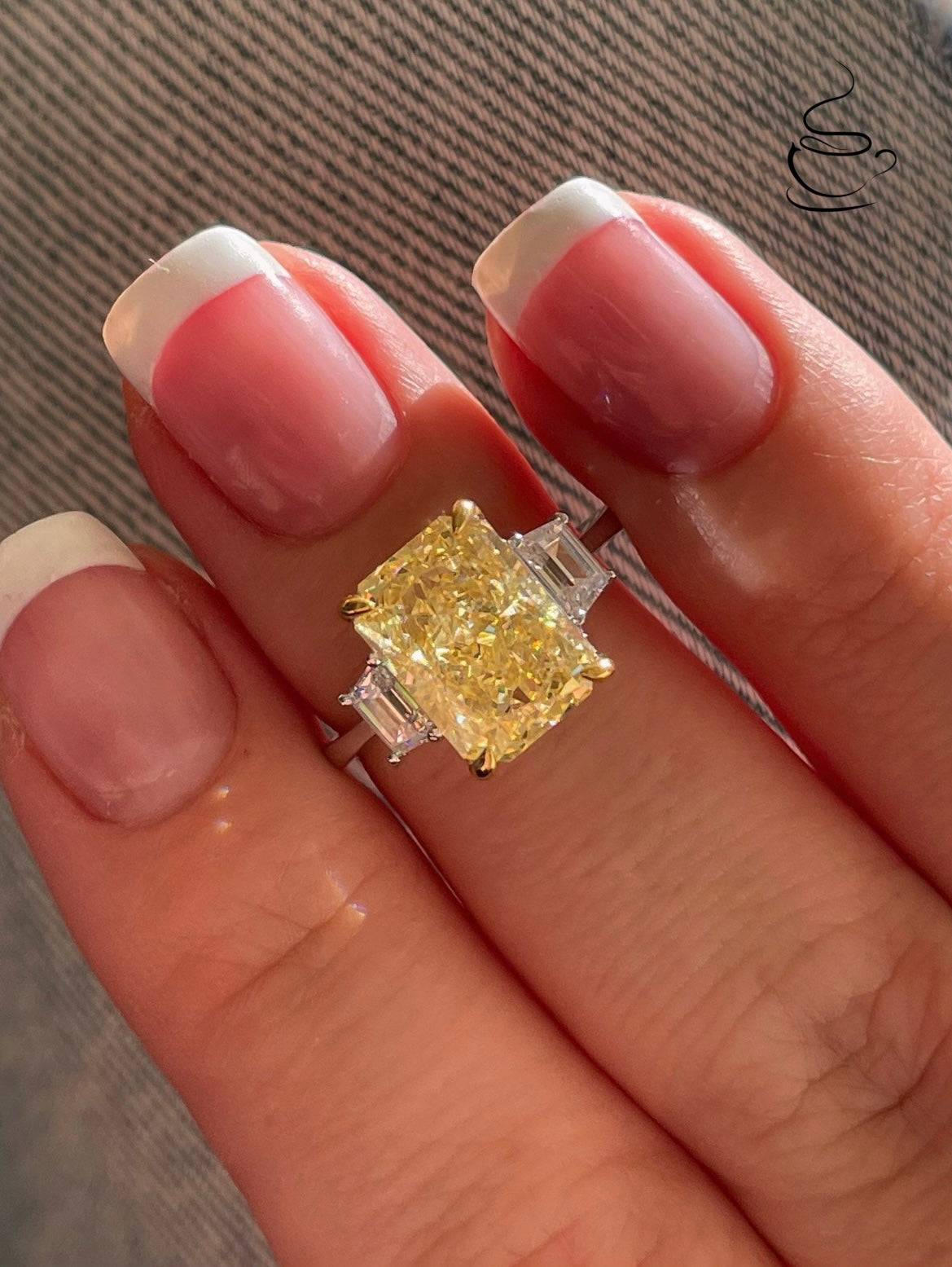 Double tone Sterling Silver 925 engagement ring with 3.5CT yellow canary crushed ice simulated diamond