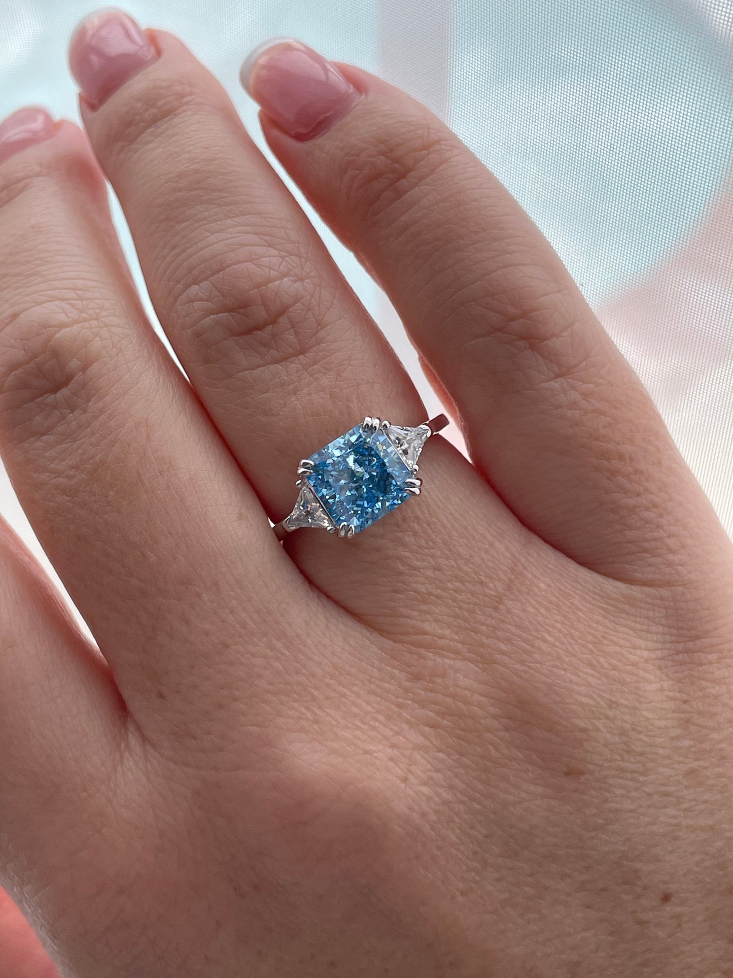The Joy. Sterling Silver 925 ring with blue topaz crushed ice simulated diamond