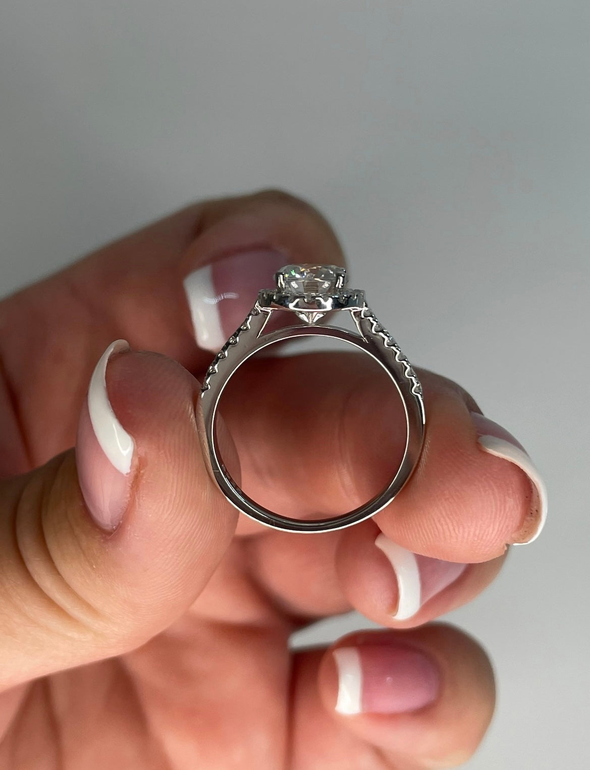 Moissanite. Sterling Silver 925 engagement ring with 1.2CT round brilliant cut moissanite
