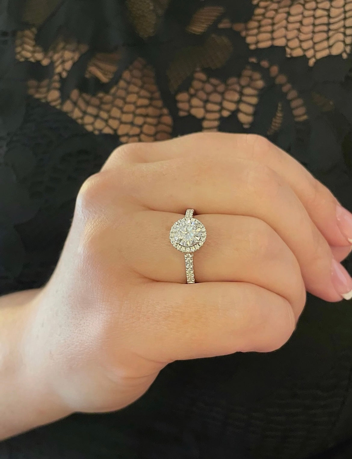 Moissanite. Sterling Silver 925 engagement ring with 1.2CT round brilliant cut moissanite
