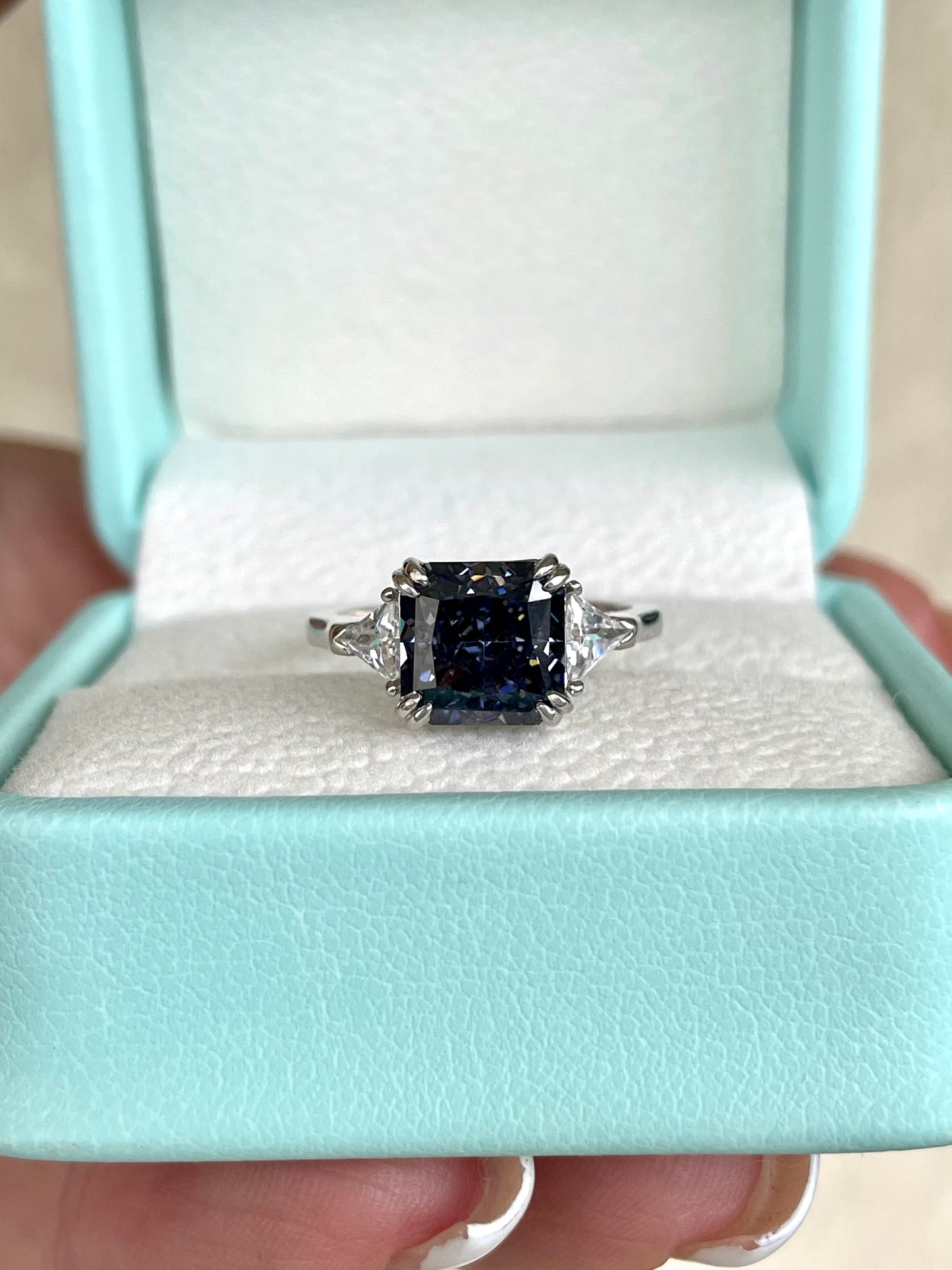 The Joy. Sterling Silver 925 ring with gray, black , bluish crushed ice simulated diamond in sterling silver 925