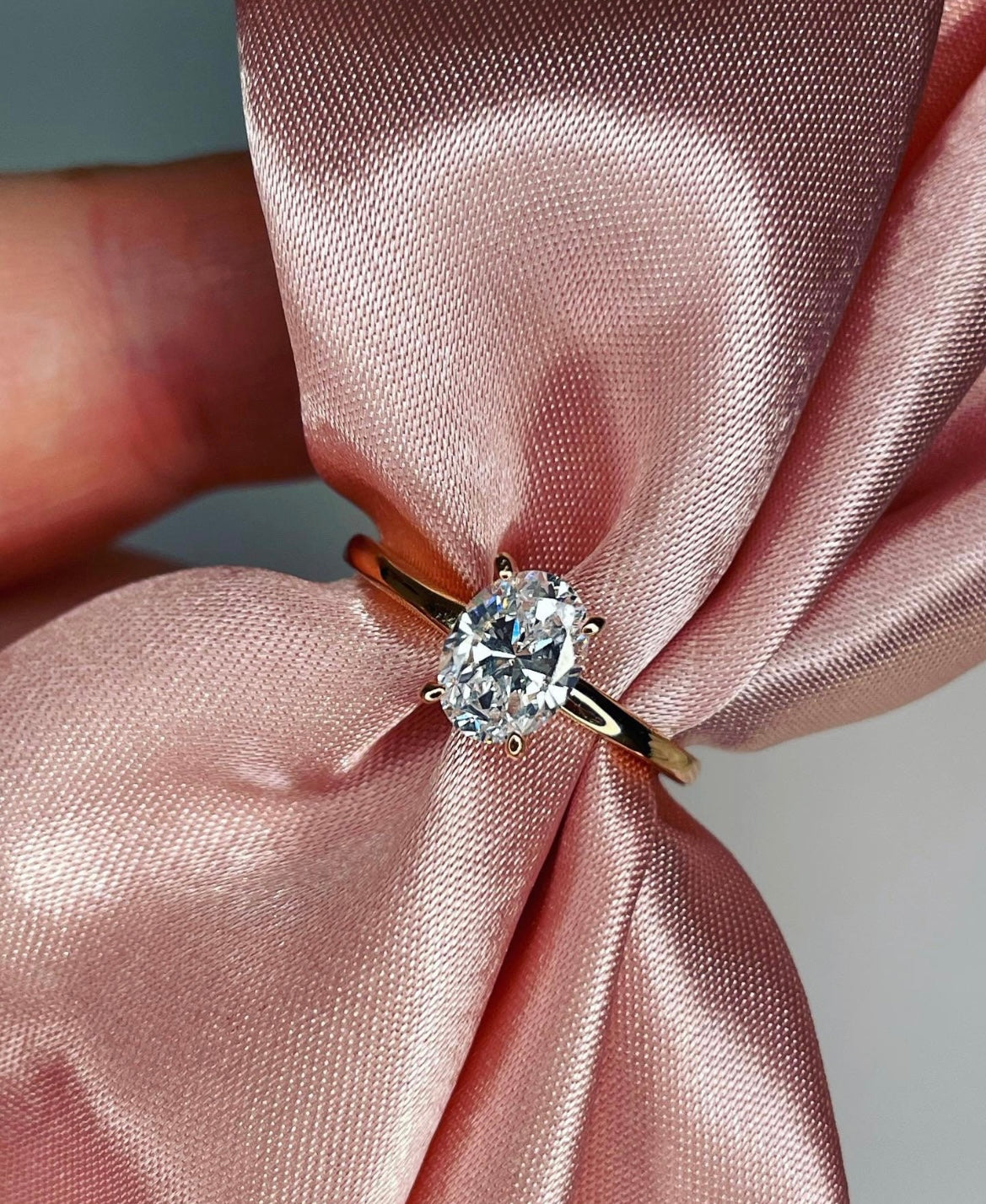 Rose Gold, yellow gold or white gold vermeil solitaire engagement ring with 1.5CT oval cut 6A CZ simulated diamond