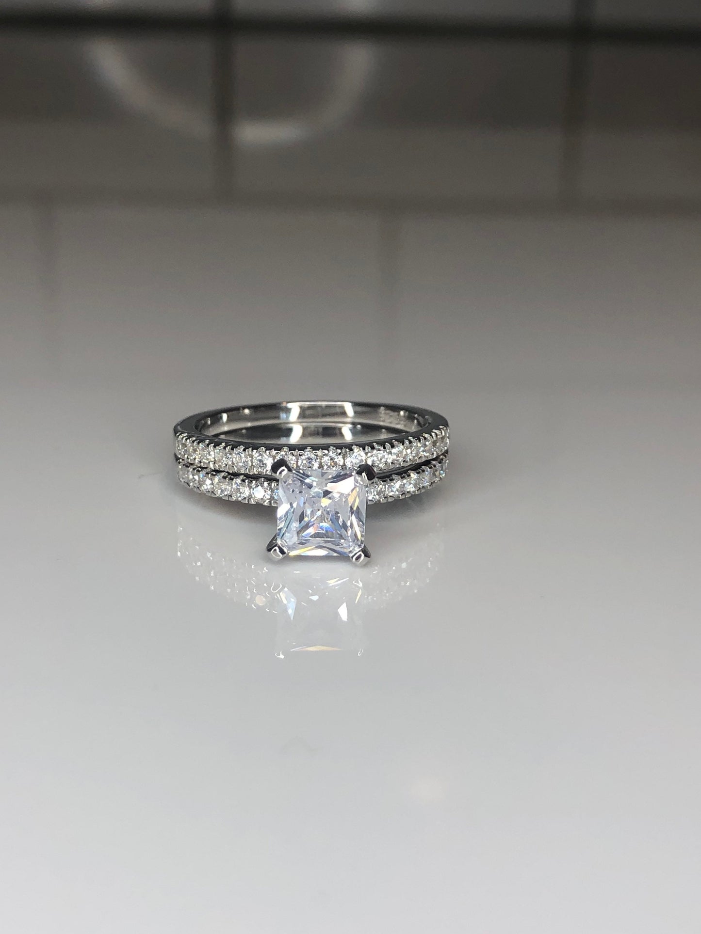 Set of 2 Sterling Silver 925 Rings with Man Made Diamonds