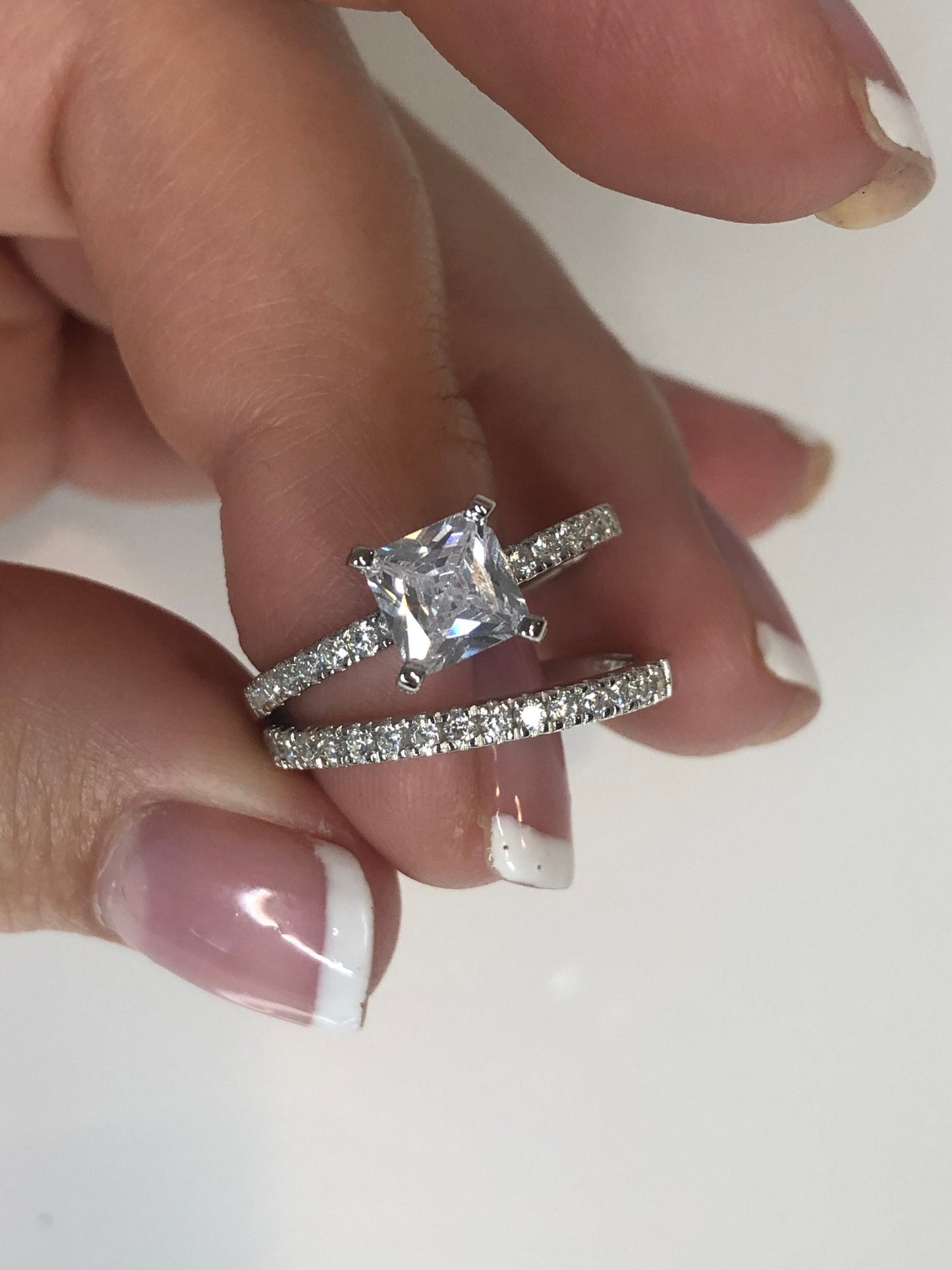 Set of 2 Sterling Silver 925 Rings with Man Made Diamonds