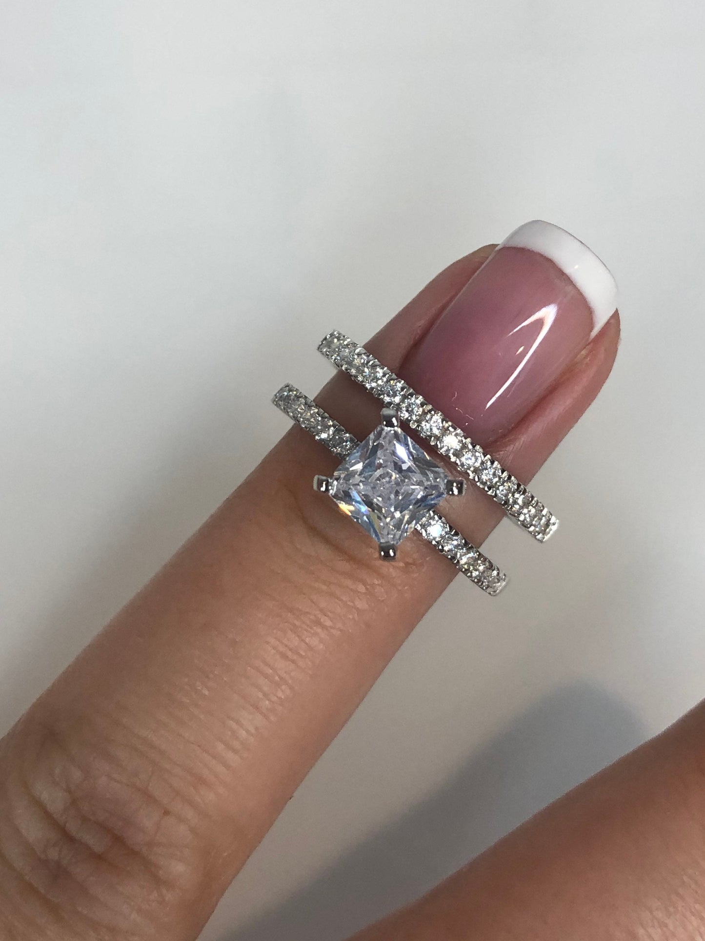 Set of 2 Sterling Silver 925 Rings with Man Made Diamonds