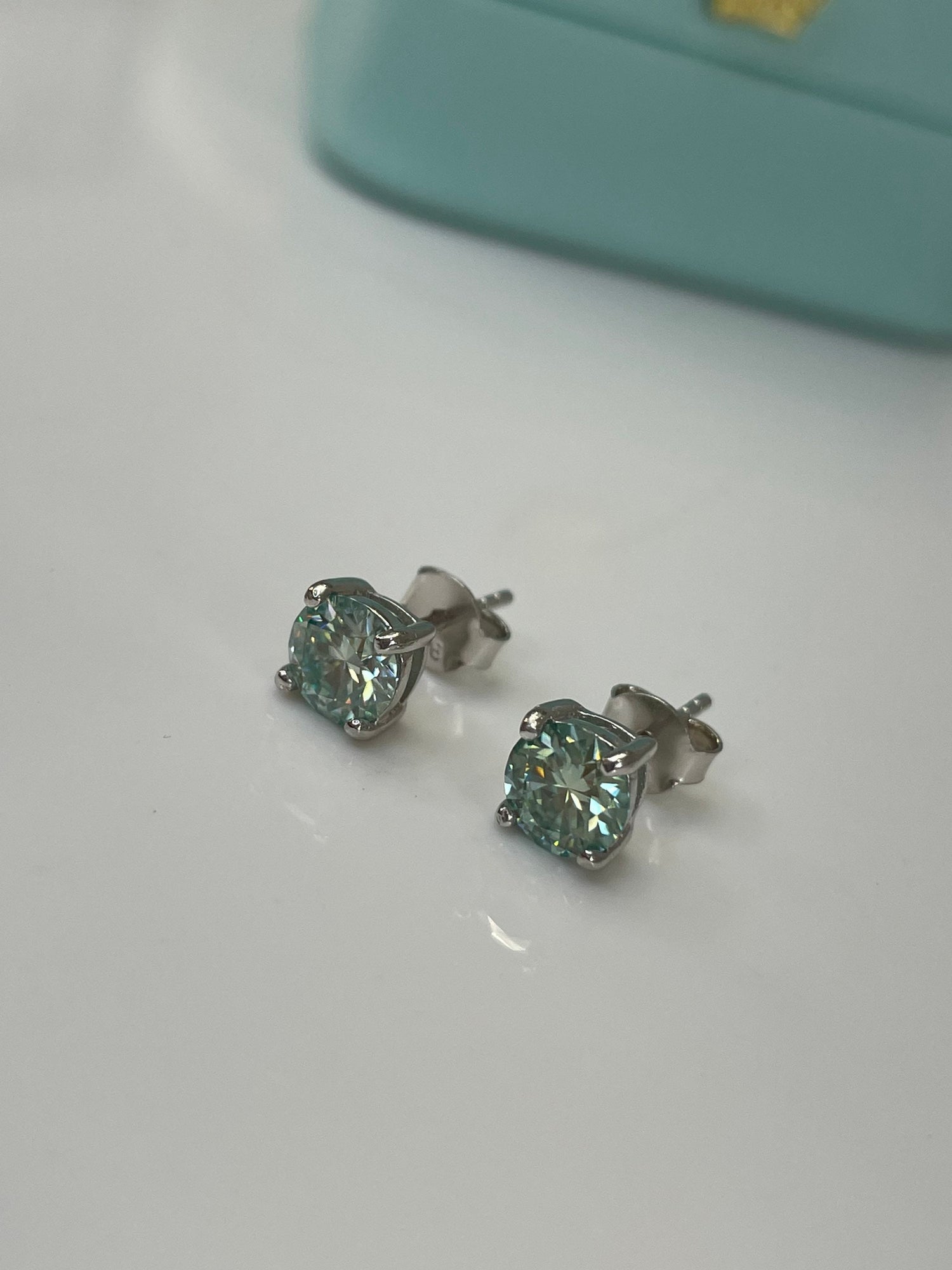 Green Aqua Blue, Teal Moissanite 1.6 CTTW (0.8CT+0.8CT) Stud Earrings in Sterling Silver 925