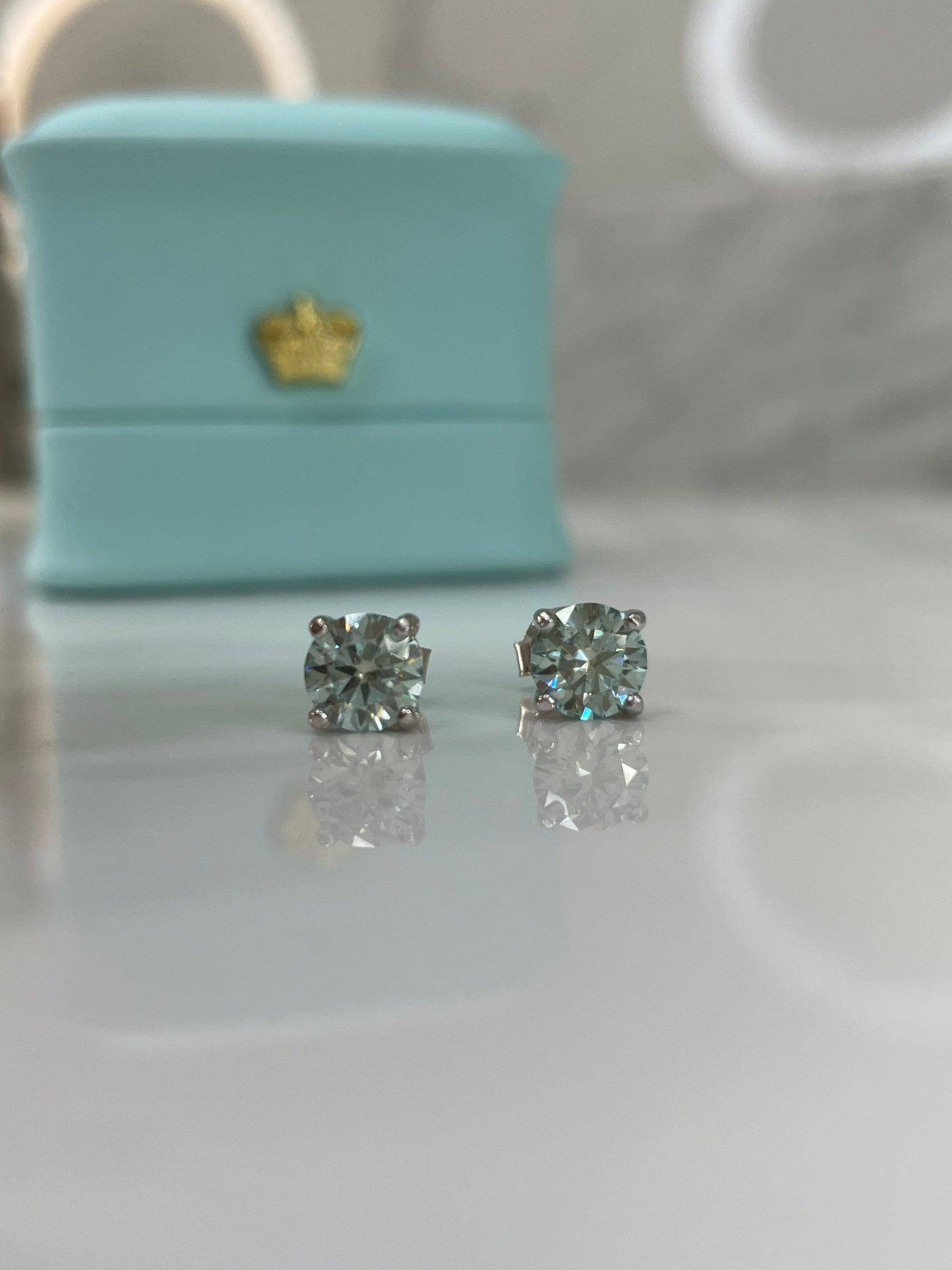 Green Aqua Blue, Teal Moissanite 1.6 CTTW (0.8CT+0.8CT) Stud Earrings in Sterling Silver 925
