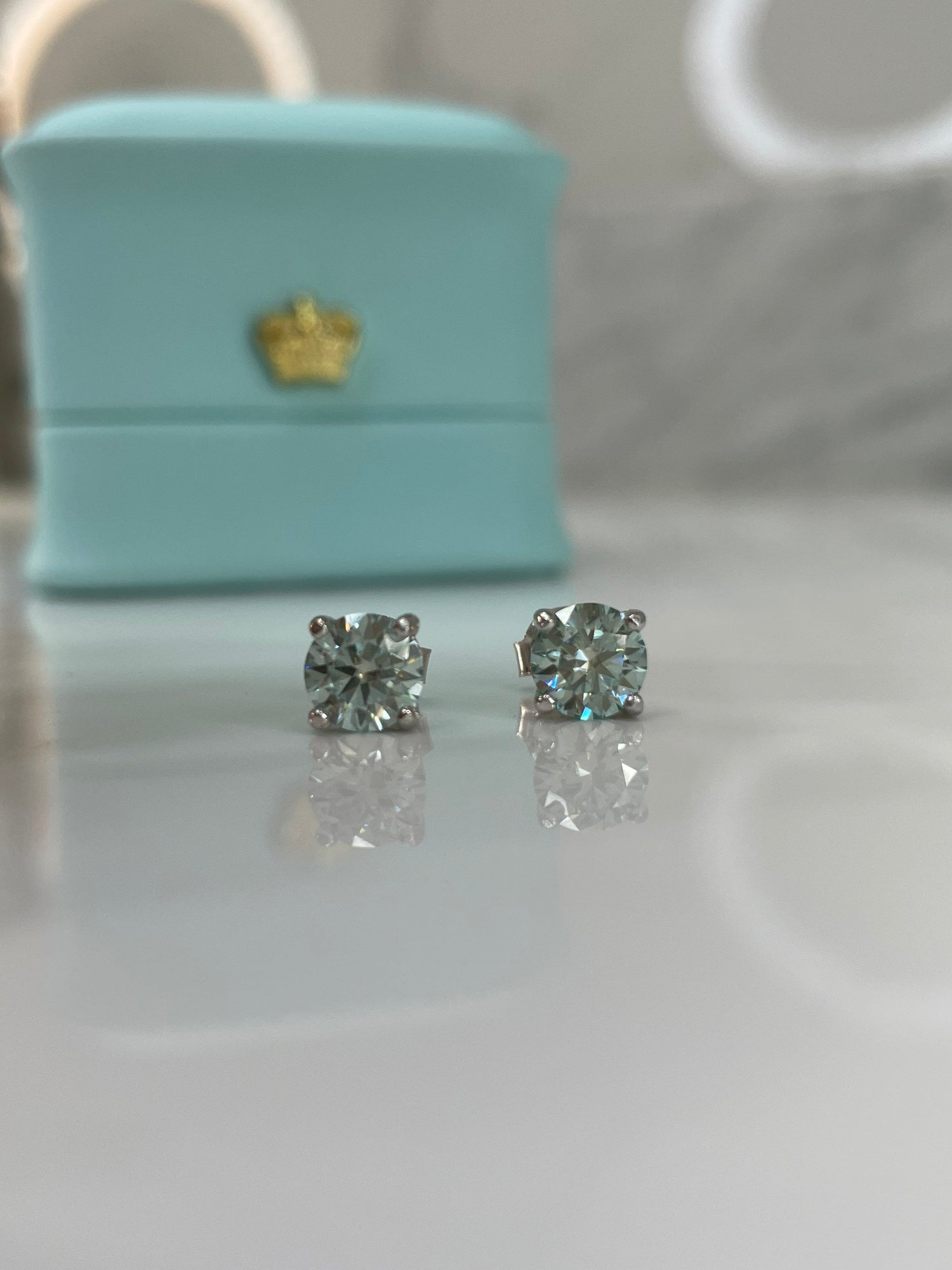 Green Aqua Blue, Teal Moissanite 1.6 CTTW (0.8CT+0.8CT) Stud Earrings in Sterling Silver 925
