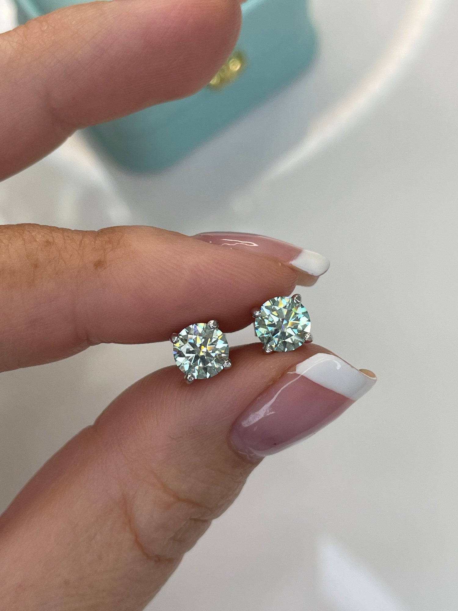 Green Aqua Blue, Teal Moissanite 1.6 CTTW (0.8CT+0.8CT) Stud Earrings in Sterling Silver 925