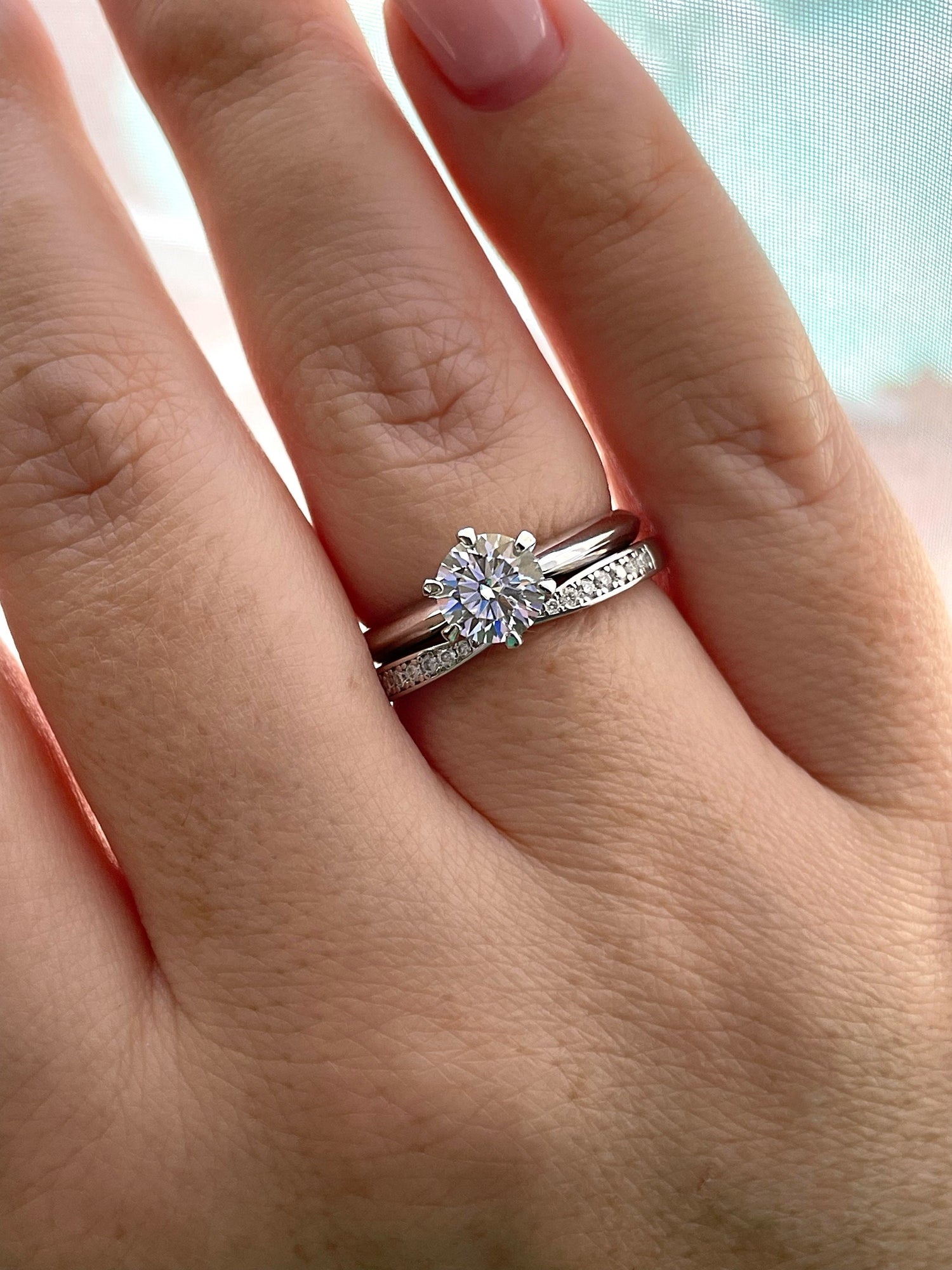 Moissanite set. Sterling Silver 925 bridal set with 1CT, 2CT round brilliant cut moissanite and curved band
