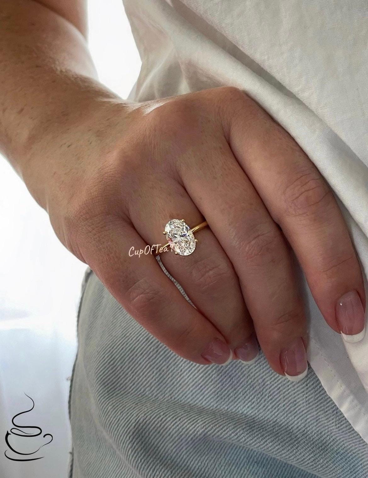 The Brooklyn. 10K, 14K, 18K Gold, Sterling Silver 925 2.5CT, 4CT Oval Cut Solitaire Engagement Ring with D VVS Moissanite