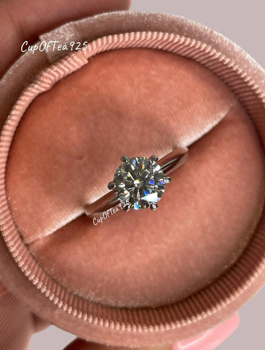1CT 2CT Round Brilliant Cut D color VVS Moissanite engagement Ring In Sterling Silver 925 or Gold, Solitare Moissanite engagement ring