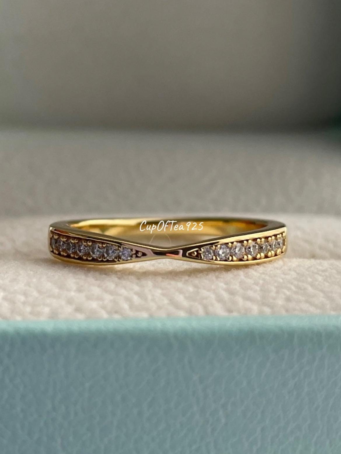 Moissanite. Sterling Silver 925, rose gold vermeil, yellow gold vermeil Curved Band with Moissanite