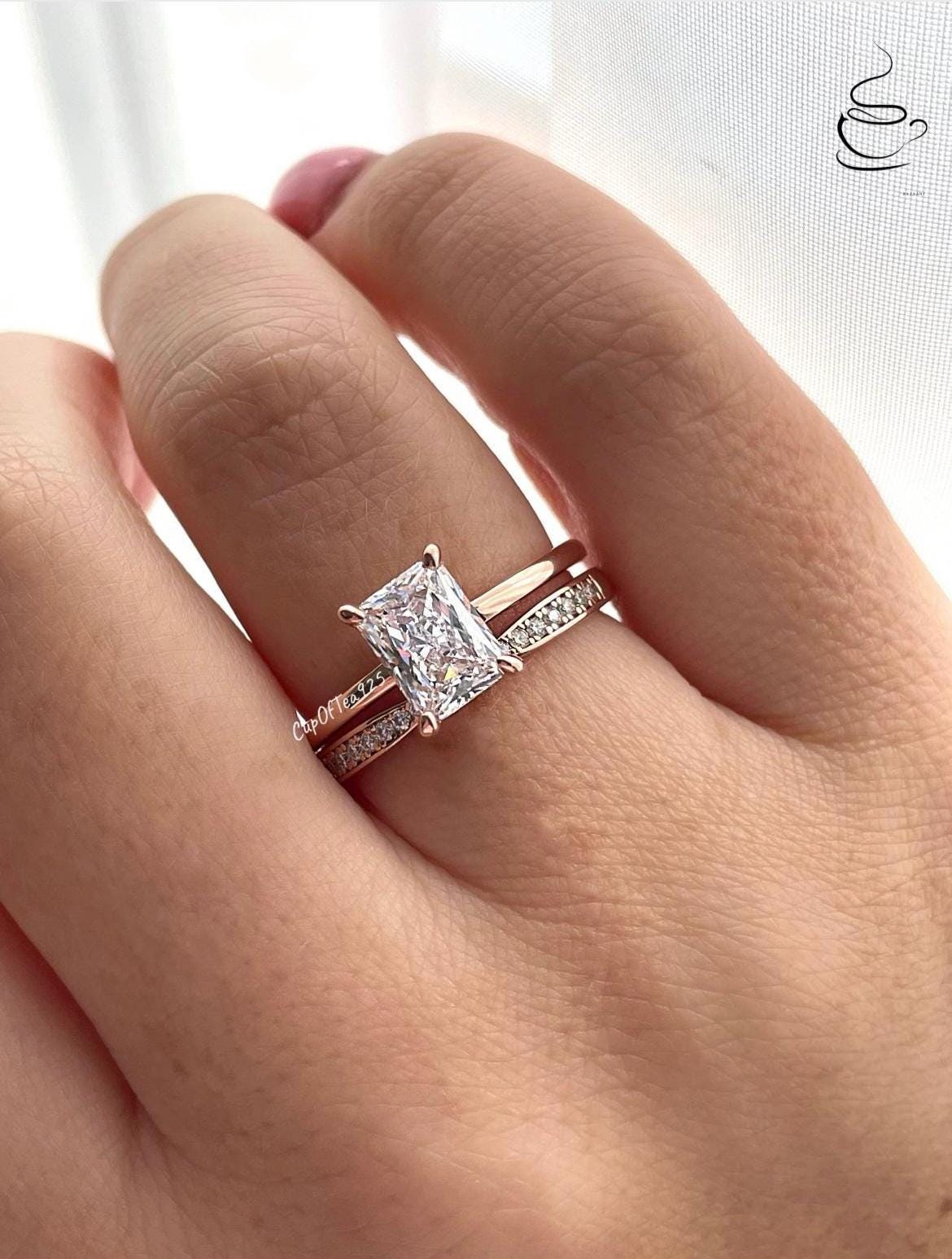 Moissanite. Sterling Silver 925, rose gold vermeil, yellow gold vermeil Curved Band with Moissanite