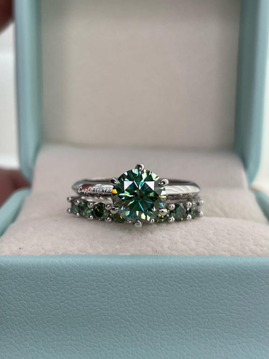 Green Moissanite Ring Set in Sterling Silver 925, engagement Moissanite ring, moissanite engagement ring
