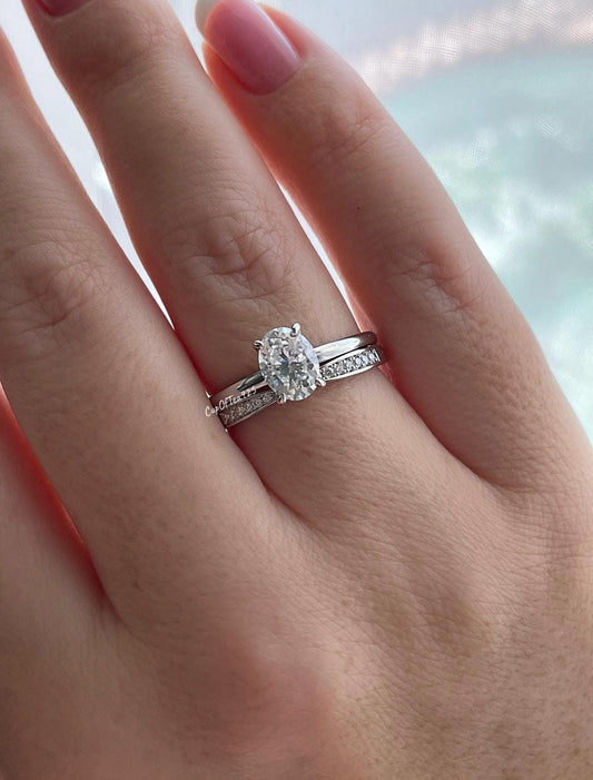 New In! Moissanite Bridal Set. Sterling Silver 925 the fines D color VVS 1.5CT Oval Cut Certified Moissanite Engagement Ring + wedding band