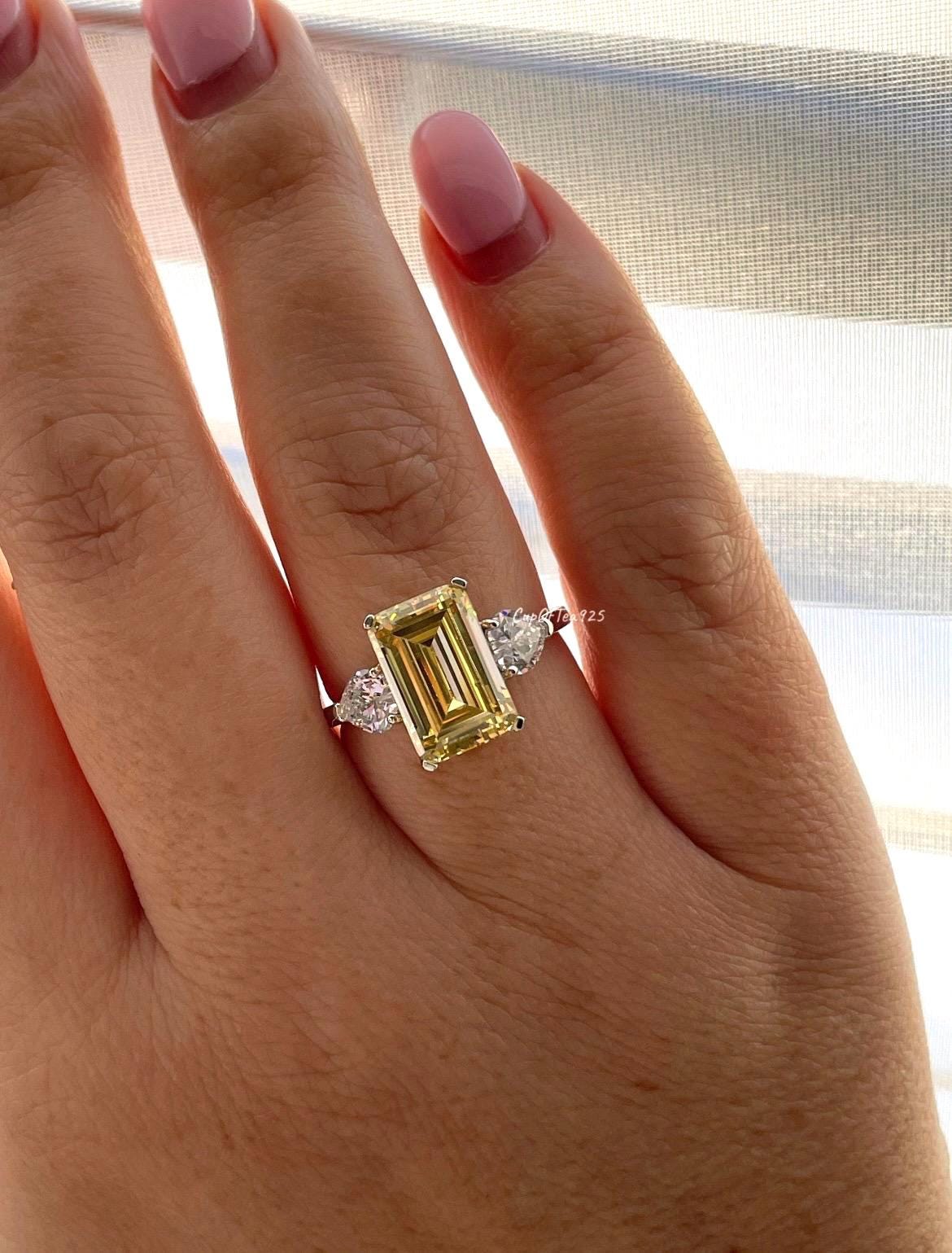 New In! Sterling Silver 925 engagement ring with 3.5CT yellow canary emerald cut CZ simulated diamond