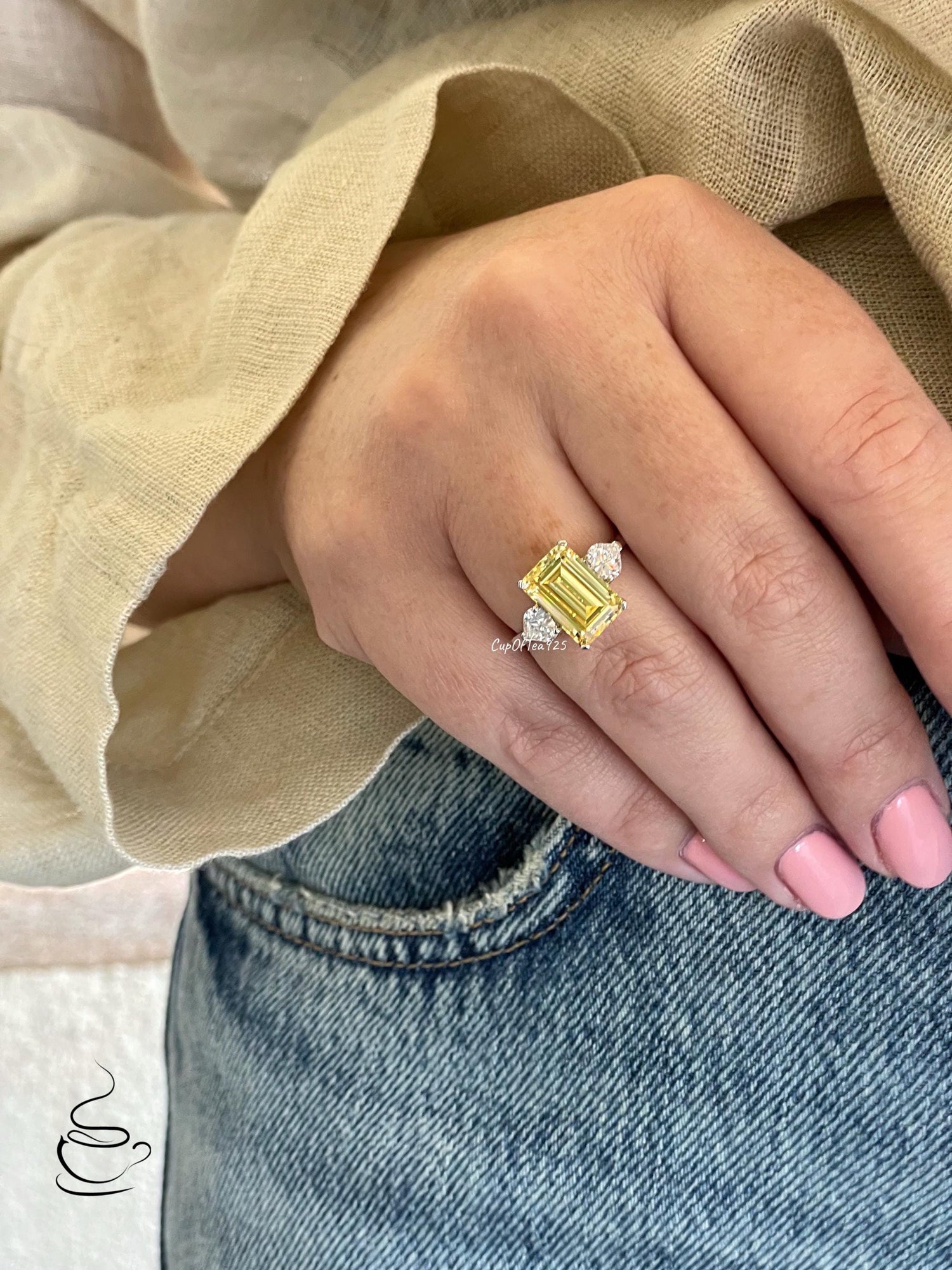 New In! Sterling Silver 925 engagement ring with 3.5CT yellow canary emerald cut CZ simulated diamond