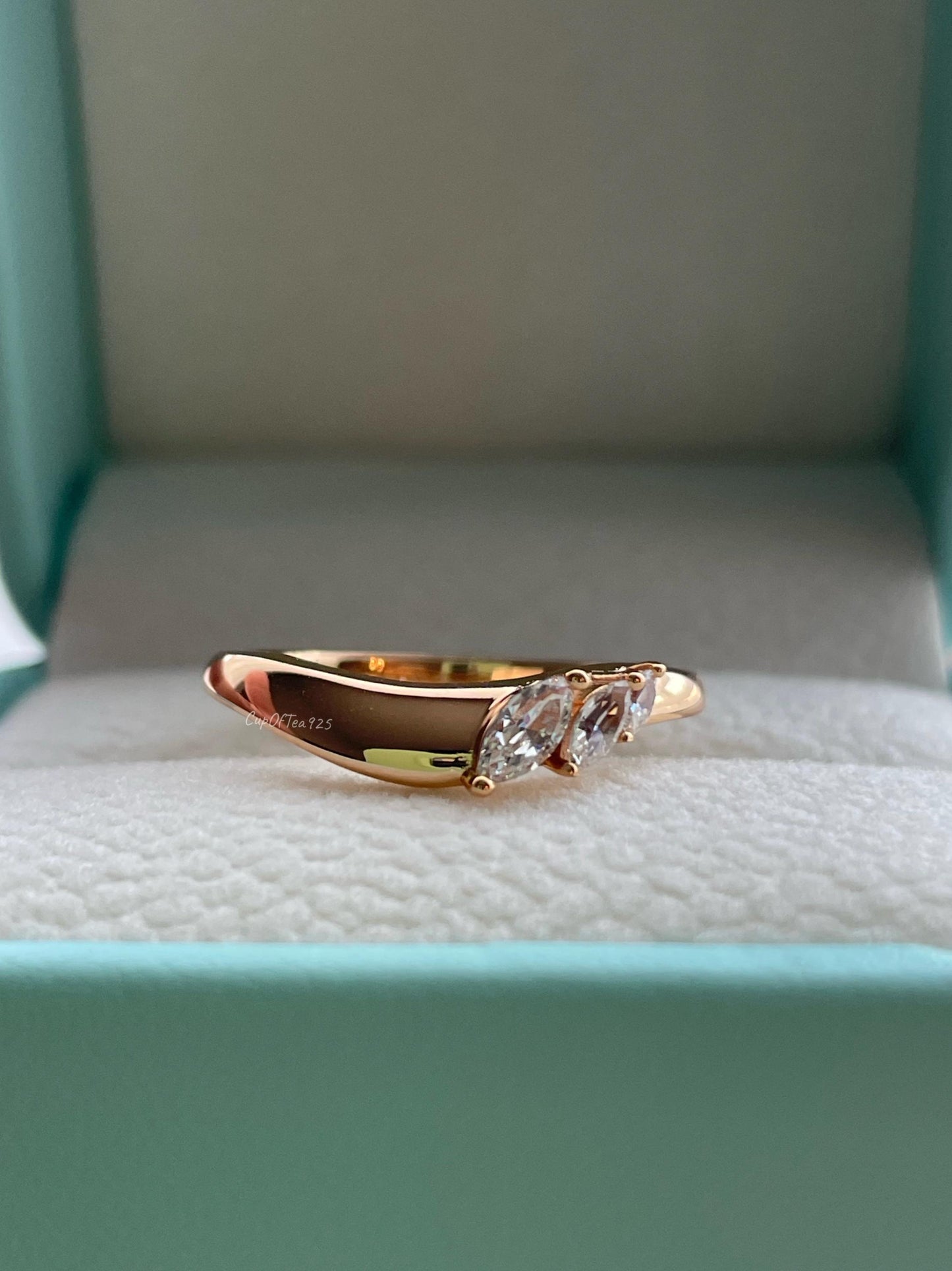 NewIn! Yellow gold, rose gold over sterling silver 925, bridal set with 2.25CT skinny oval cut CZ diamond & curved band, engagement ring set