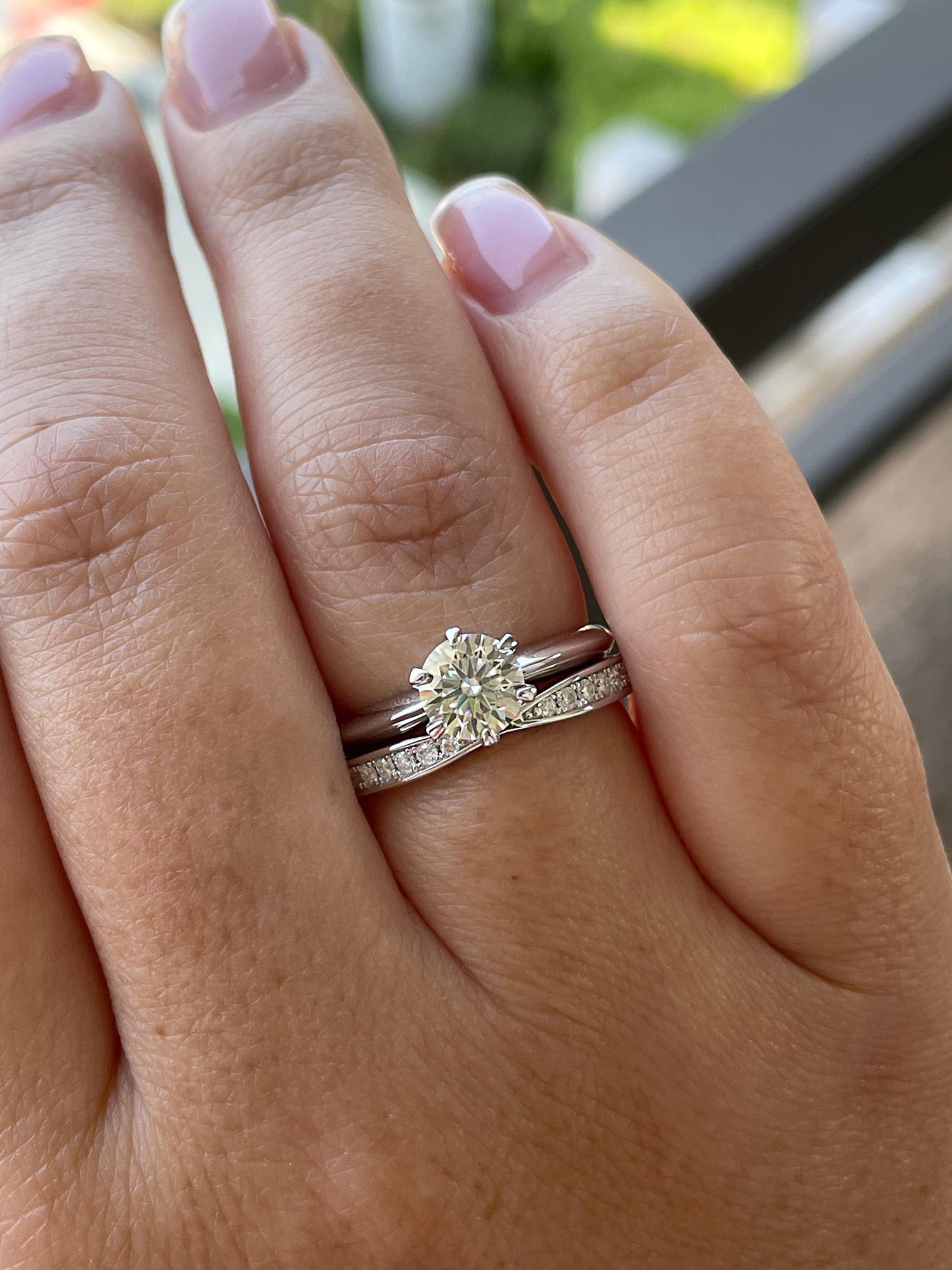 Sterling Silver 925 bridal set with 1CT round brilliant cut D VVS moissanite solitaire and curved moissanite wedding bend.