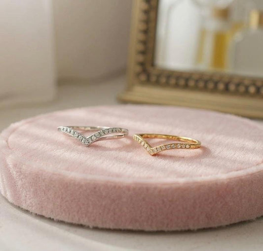 Moissanite. 0.26 CTTW Sterling Silver 925 Chevron Ring with Moissanite, V Ring, Stacking Ring,rose gold, yellow gold