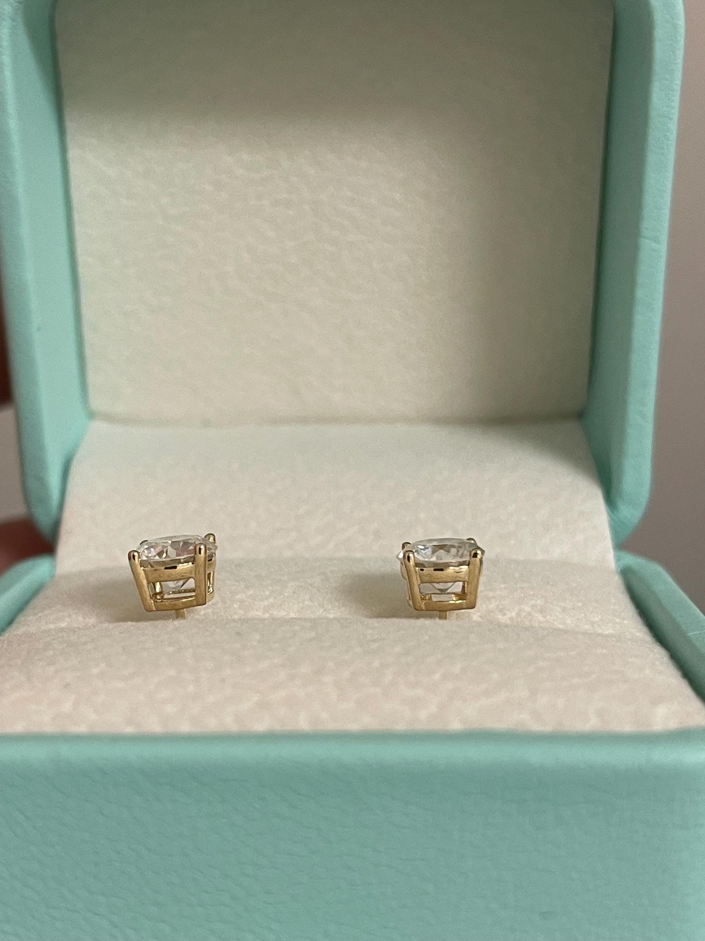 10K Gold Moissanite Stud Earrings: 1.6 CTTW D Color VVS