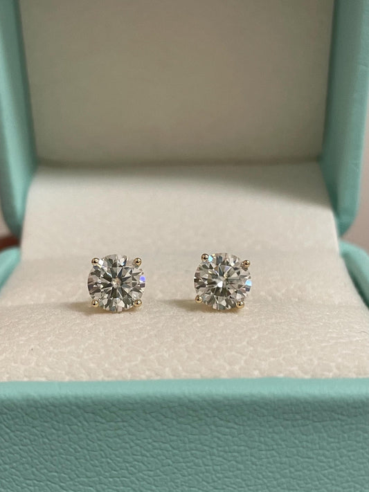 10K Gold Moissanite Stud Earrings: 1.6 CTTW D Color VVS