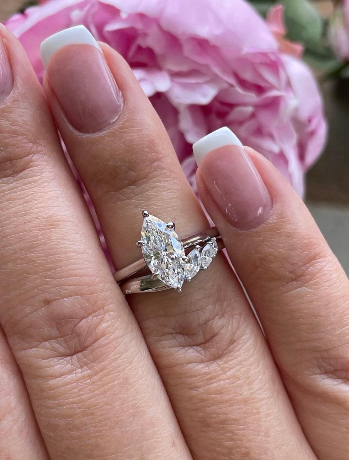 Sterling Silver 925 Engagement Ring bridal set with 1.5CT marquise cut simulated dimond Solitare and curved wedding band