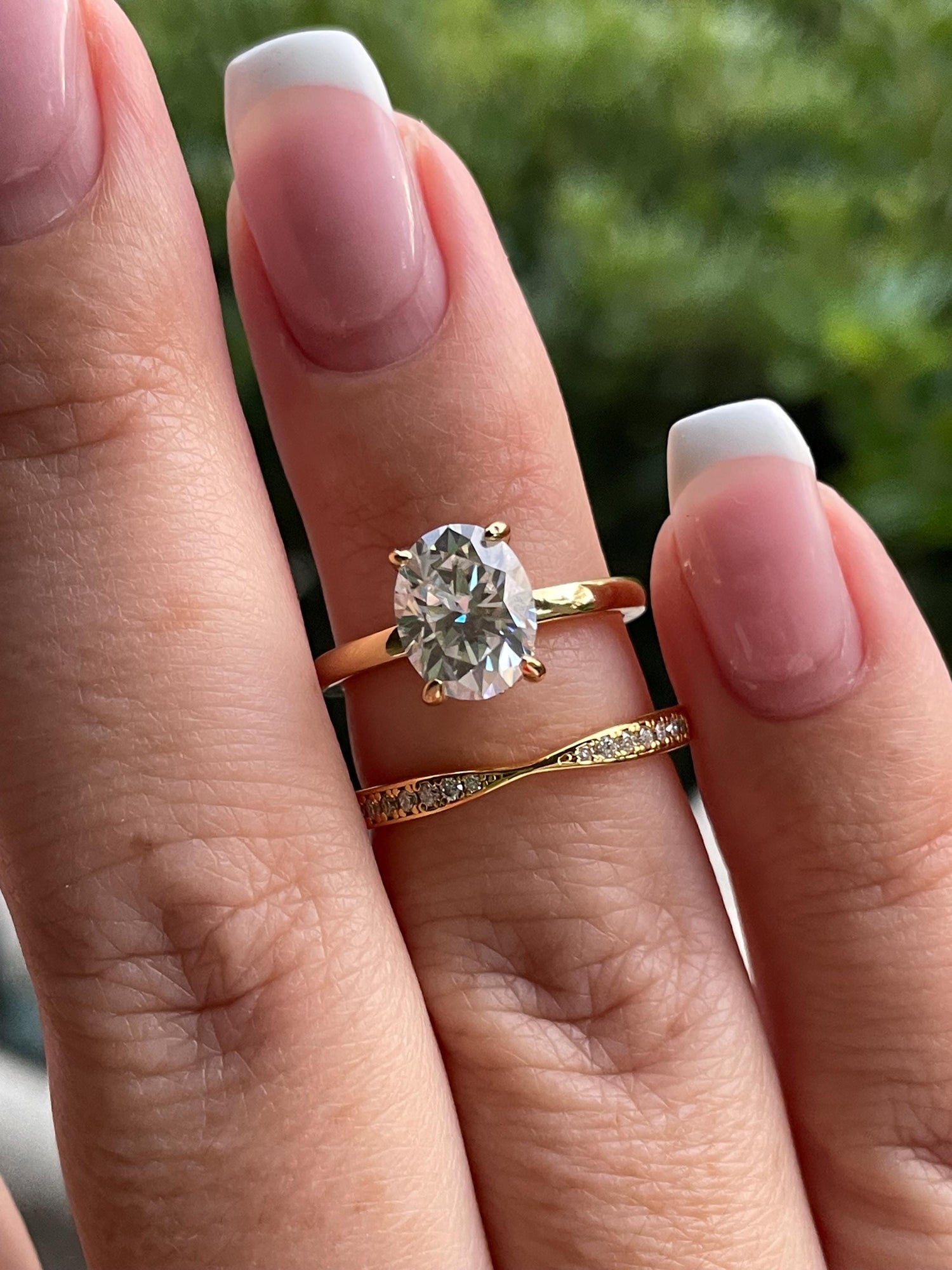 Yellow Gold vermeil engagement ring Set with 2CT Oval cut D VVS moissanite or CZ and curved moissanite band