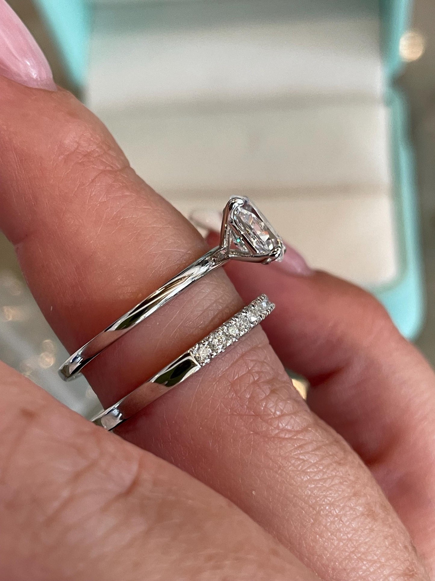 Moissanite engagement ring set. Sterling Silver 925 bridal set with 1.5CT oval cut moissanite or CZ diamonds.