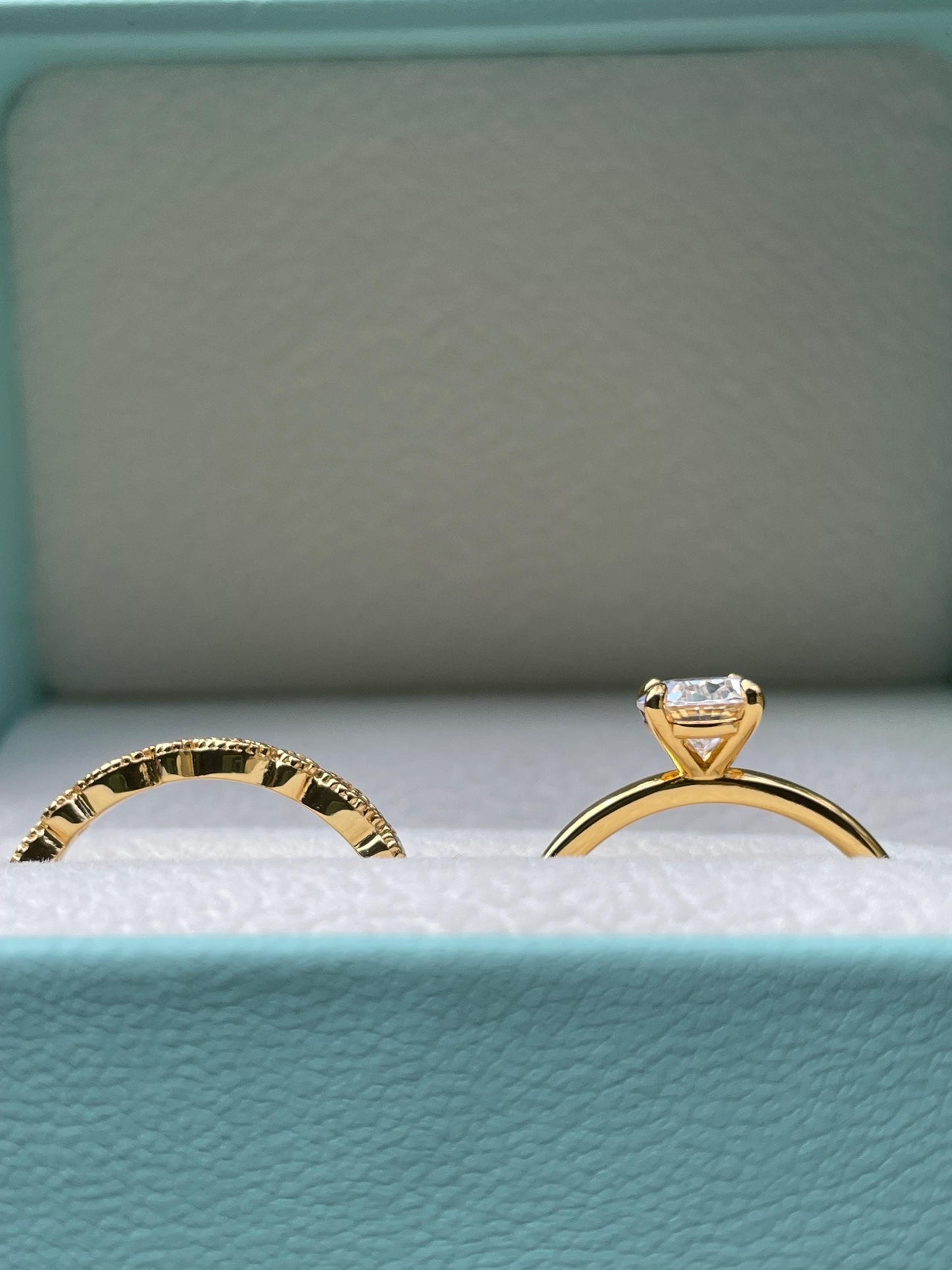 Moissanite bridal ring set with 1.5CT oval cut Solitare engagement ring and art deco band in silver 925, yellow gold, rose gold
