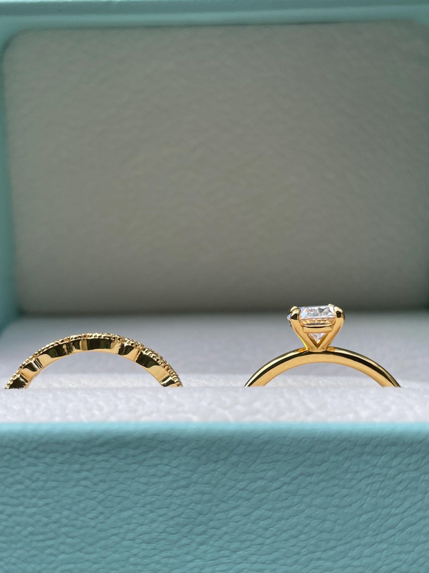 Moissanite bridal ring set with 1.5CT oval cut Solitare engagement ring and art deco band in silver 925, yellow gold, rose gold