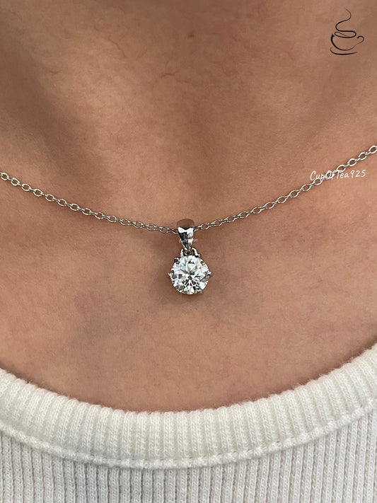 Moissanite Necklace , Sterling Silver, 0.8ct Sparkling Crispy Cler Moissanite Pendant with Chain