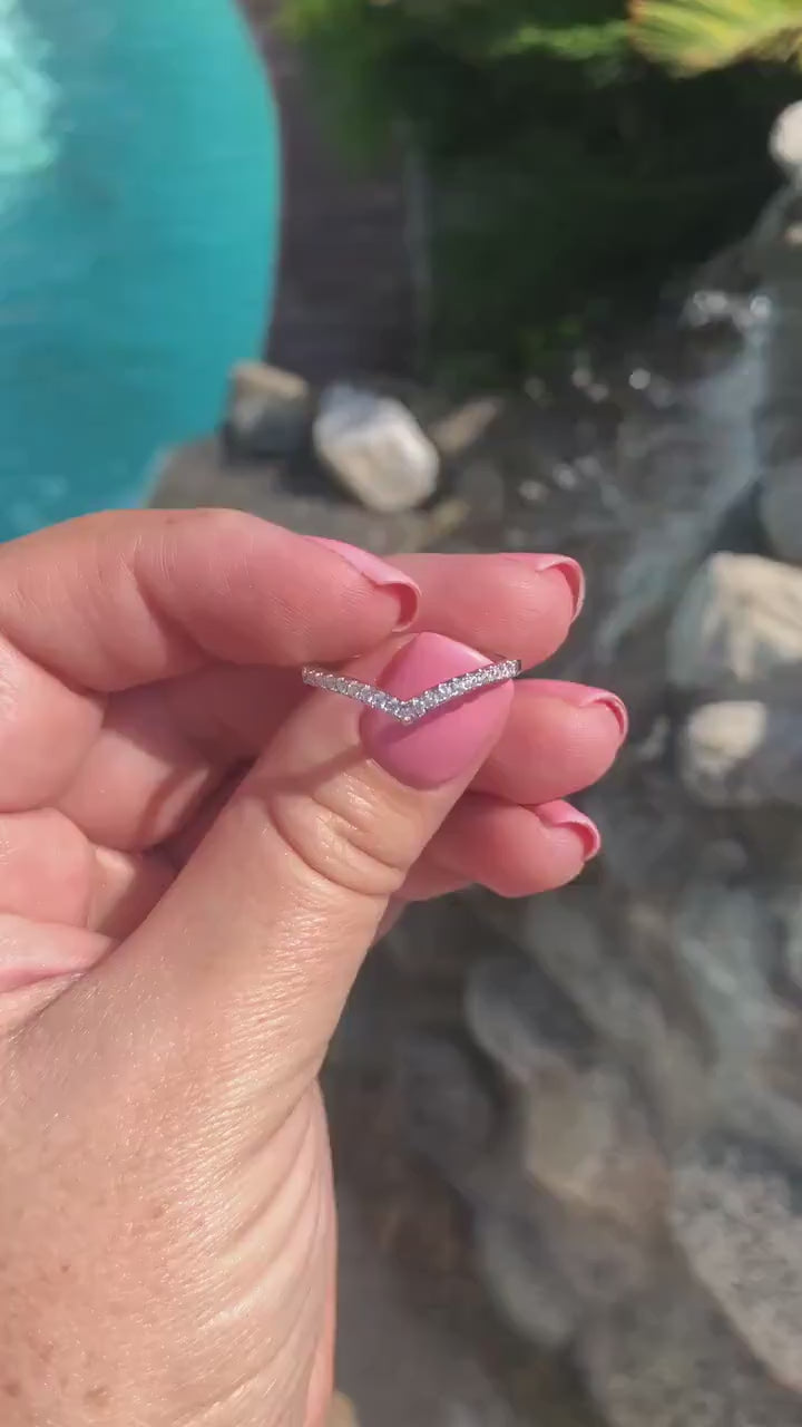 The Lexie. 1.8mm Sterling Silver 925 Chevron Ring with CZ diamonds or Moissanite, V ring, wedding band