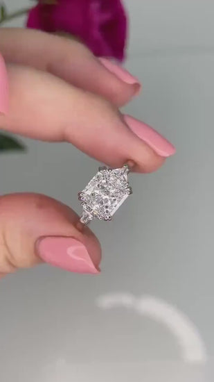 Crushed ice 3CT engagement ring with 8A CZ simulated diamond in sterling silver 925. Engagement ring, promise ring, three stone ring