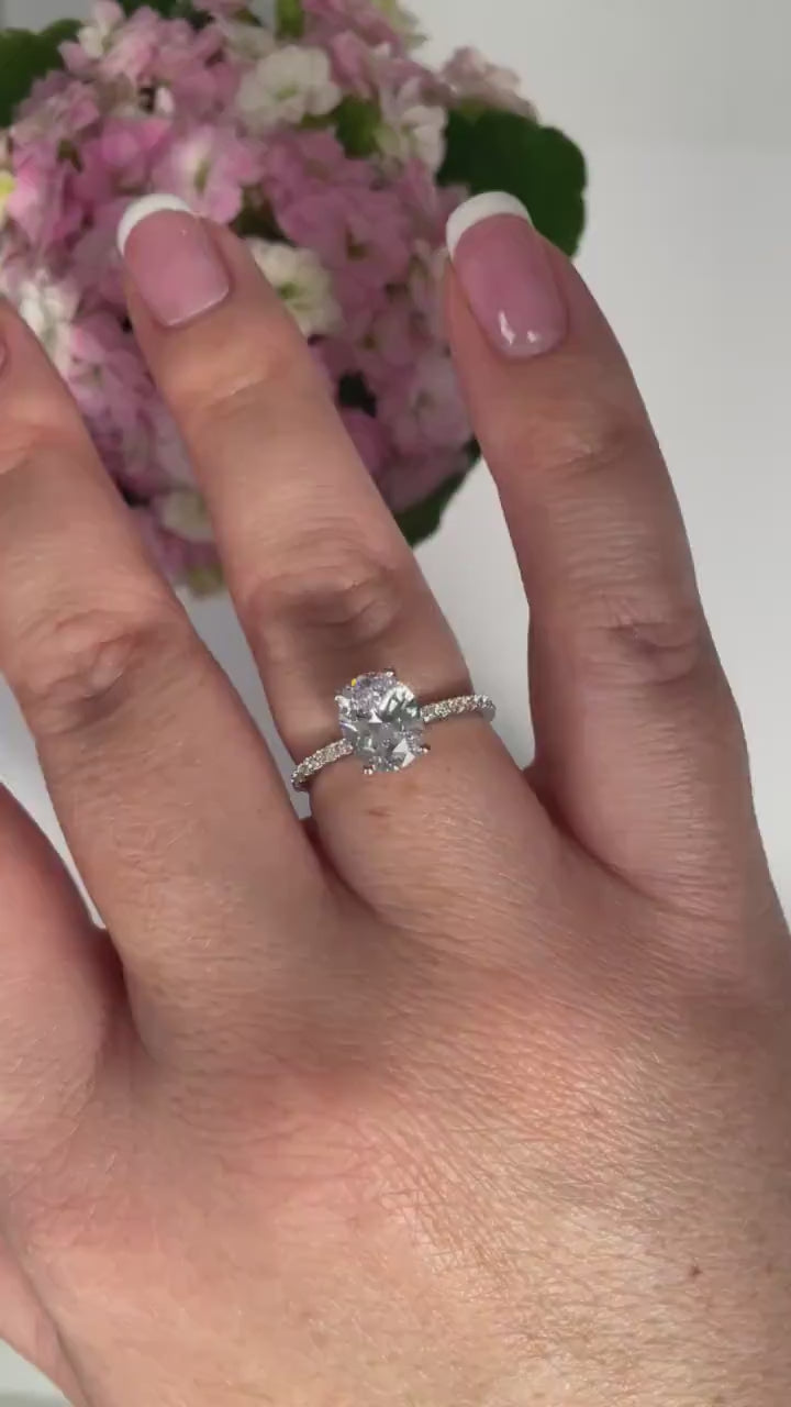 The Olivia. 2CT Oval Cut Engagement Ring in Sterling Silver 925 with moissanite or CZ diamonds