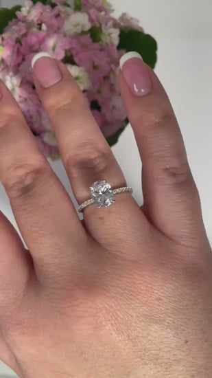 The Olivia. 2CT Oval Cut Engagement Ring in Sterling Silver 925 with moissanite or CZ diamonds